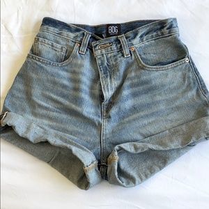 BDG mom shorts